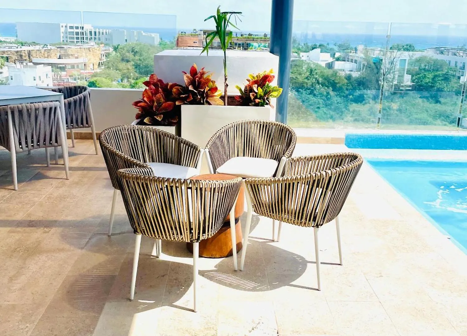 Serenada Playa del Carmen Aparthotel